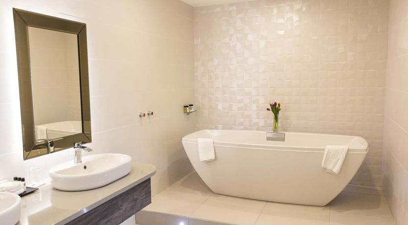 Photo of Mill Park Hotel