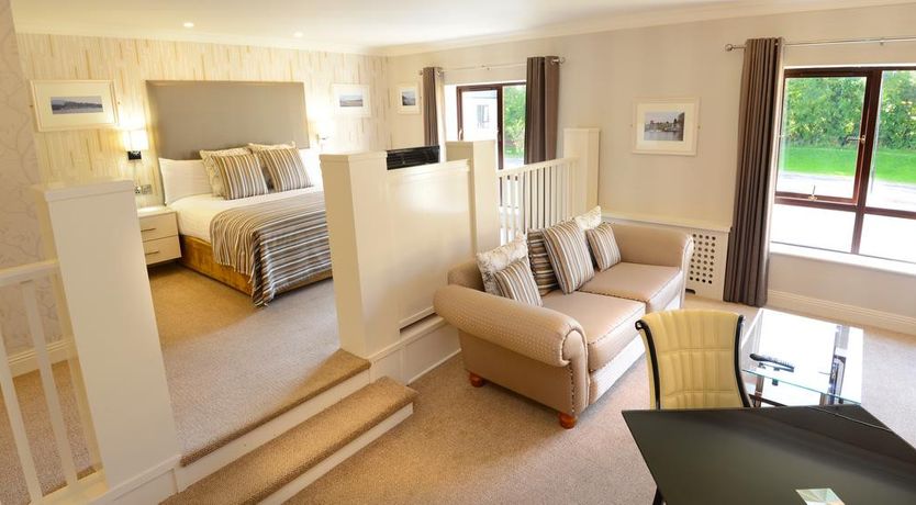 Photo of Mill Park Hotel