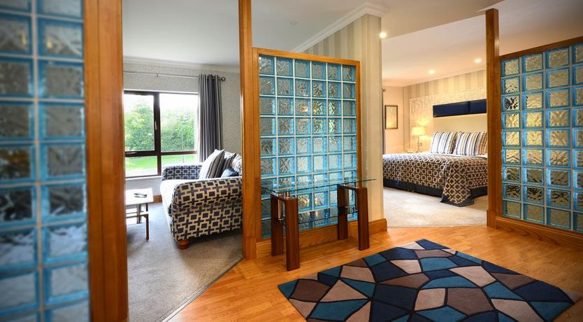 Photo of Mill Park Hotel