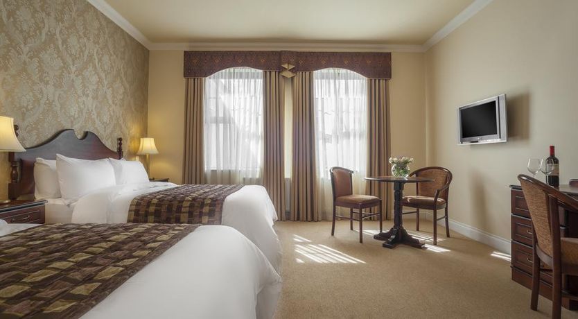 Photo of An Chuirt Hotel