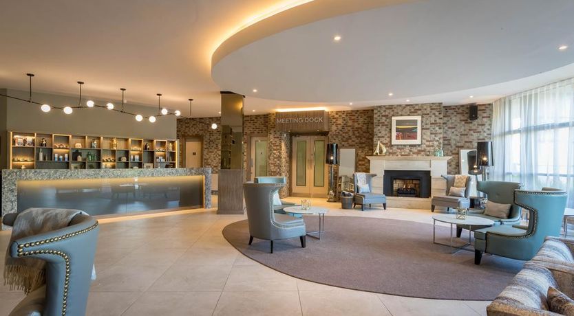 Photo of Harbour Hotel