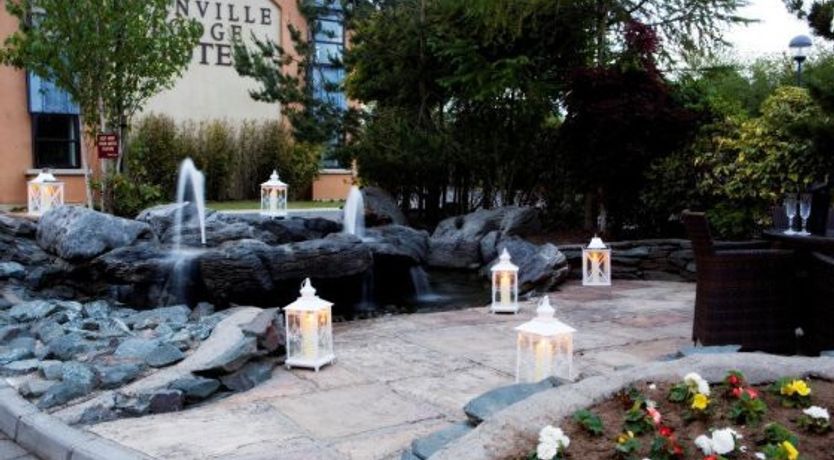 Photo of Stanville Hotel