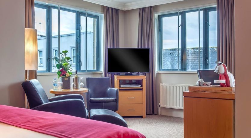 Photo of Prince Of Wales Hotel