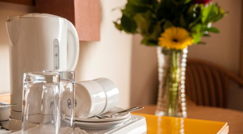 Photo of The Arches Hotel