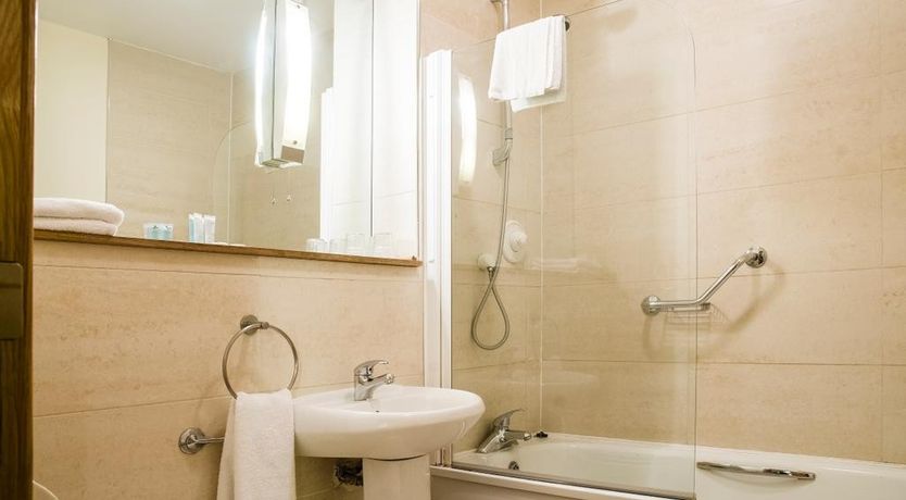 Photo of The Arches Hotel