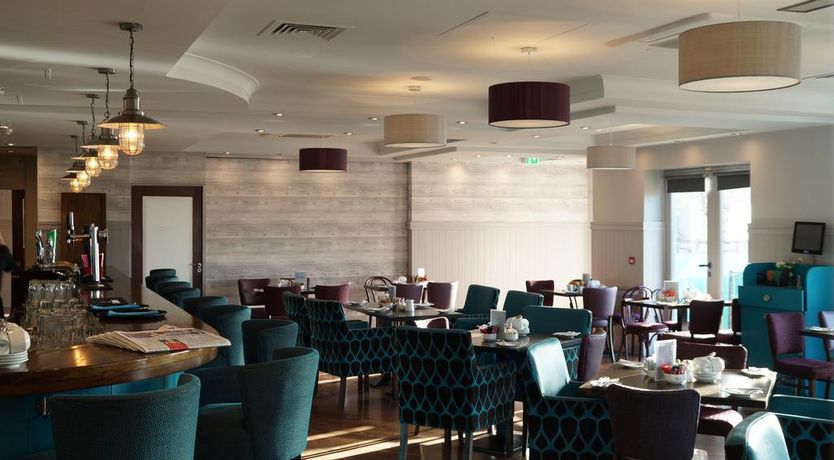 Photo of The Arches Hotel