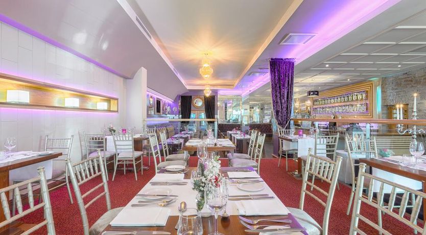 Photo of Raheen Woods Hotel