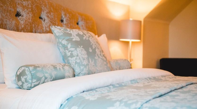 Photo of Raheen Woods Hotel