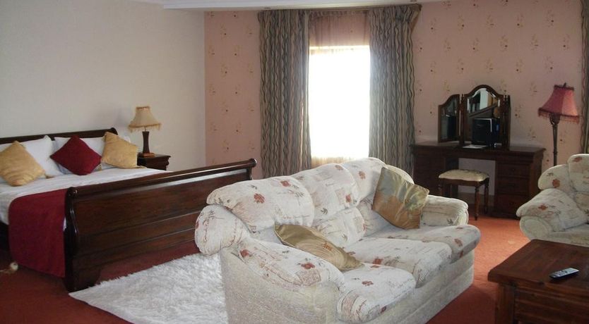 Photo of Broadhaven Bay Hotel