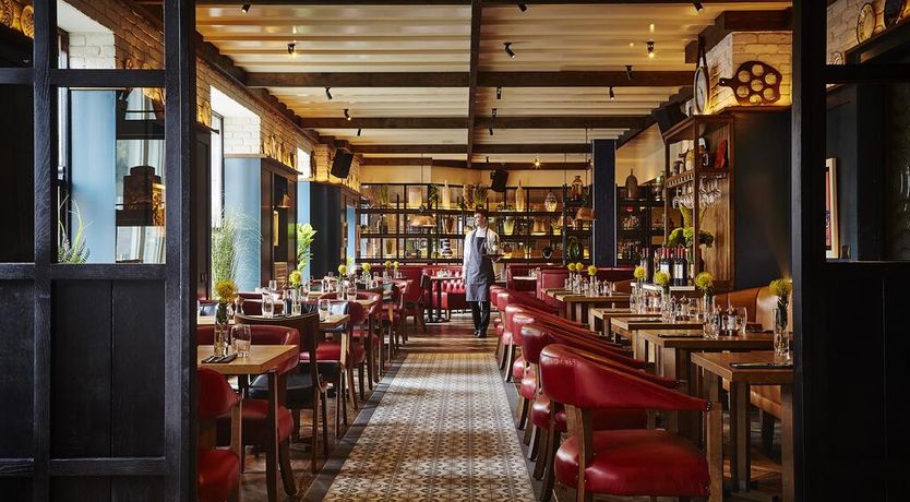 Photo of Westport Plaza Hotel