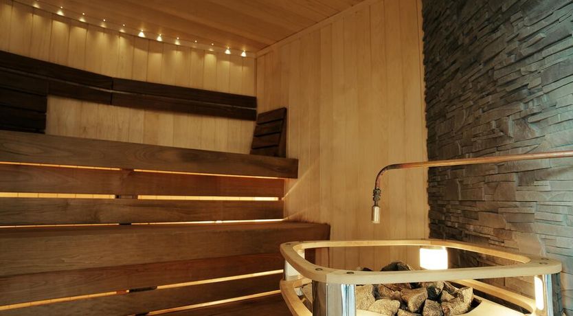 Photo of Westport Plaza Hotel