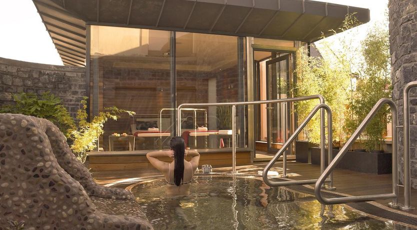 Photo of Westport Plaza Hotel