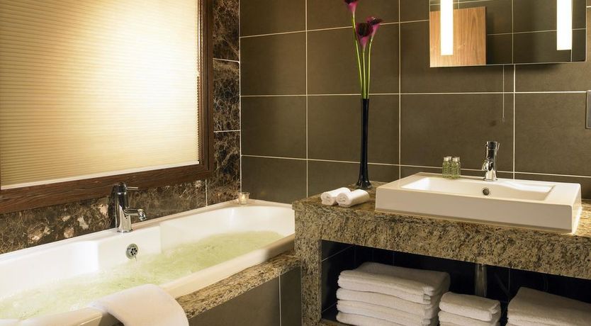 Photo of Westport Plaza Hotel