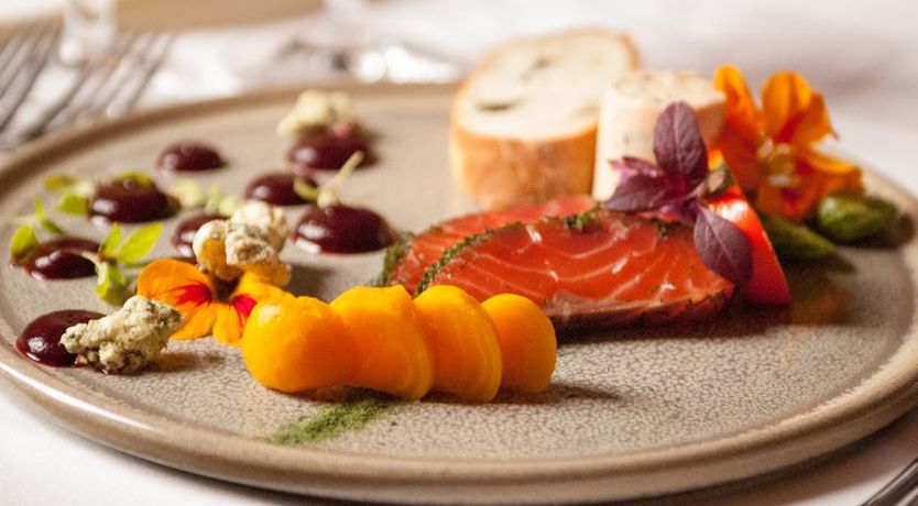 Photo of Mount Falcon Hotel