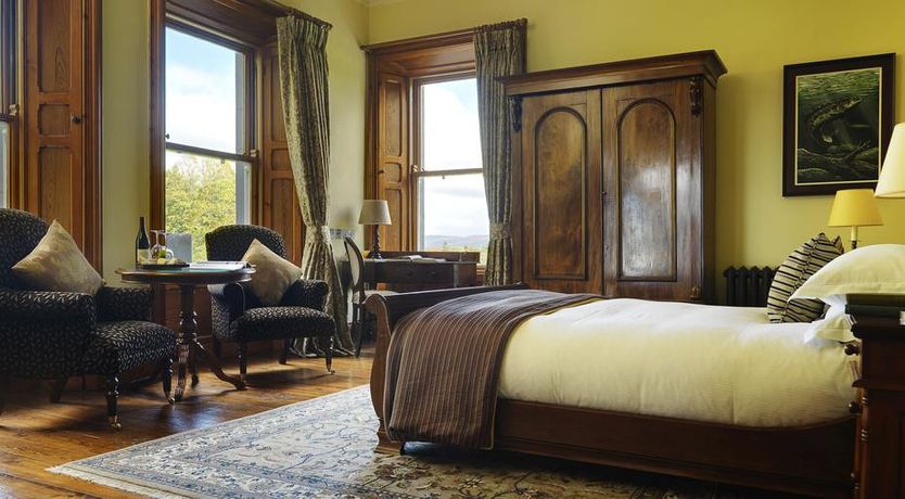 Photo of Mount Falcon Hotel