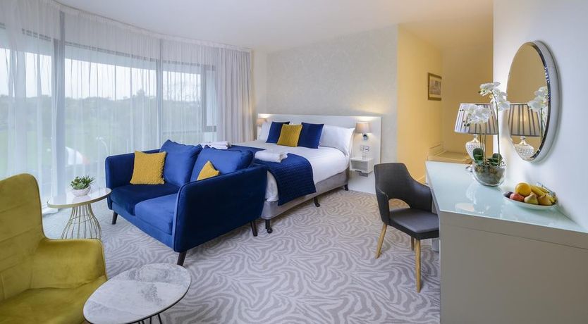 Photo of The Ellison Hotel