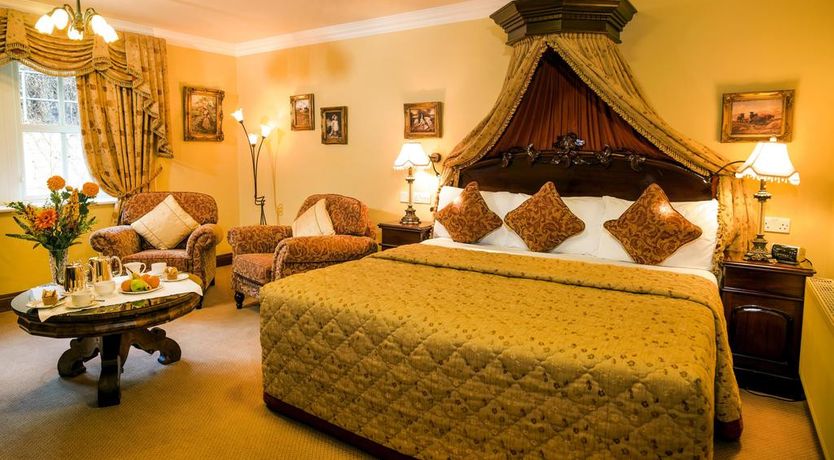 Photo of Earls Court Hotel