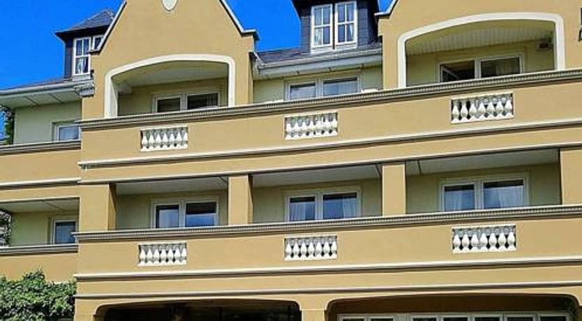 Photo of Earls Court Hotel