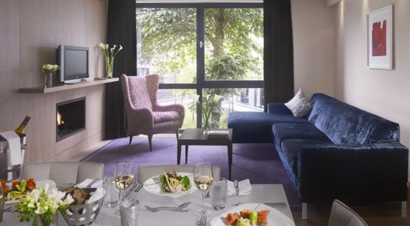 Photo of Radisson Blu Farnham Estate Hotel