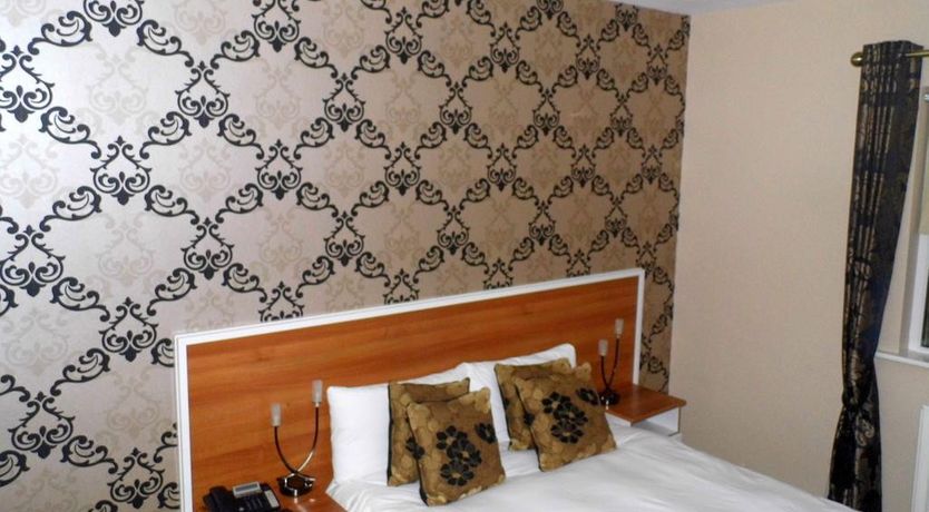 Photo of Creevy Pier Hotel