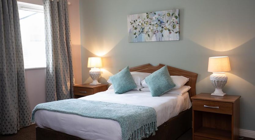 Photo of Murphys Hotel