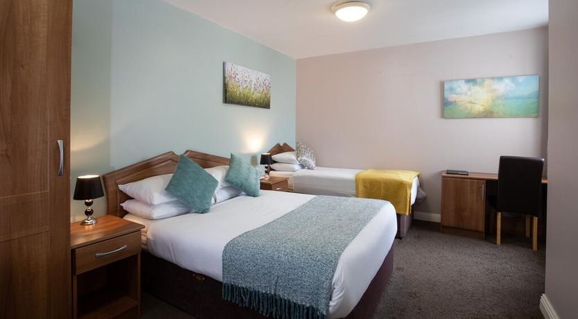 Photo of Murphys Hotel