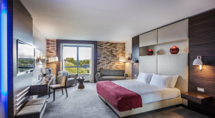 Photo of Absolute Hotel