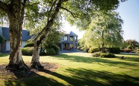 Photo of Kathleens Country House