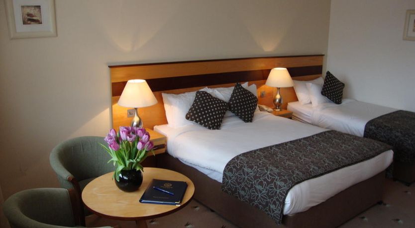 Photo of Ard Ri House Hotel