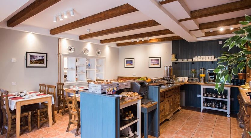 Photo of Newgrange Lodge