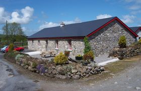 Photo of valley-lodge-farm-hostel