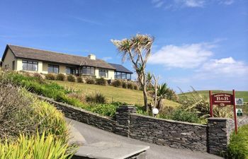 Sandycove Holiday Cottage