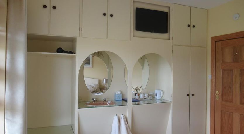 Photo of Hillcrest House B&B