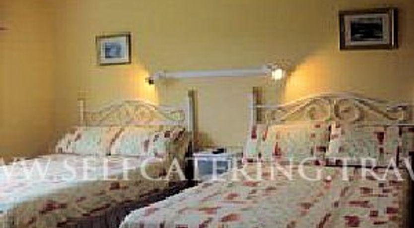 Photo of Hollybough House