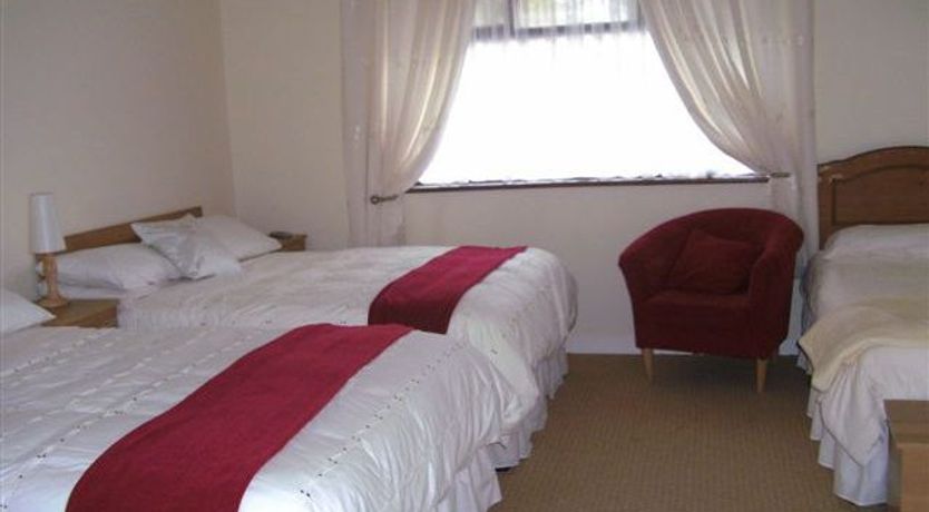 Photo of Millhill House