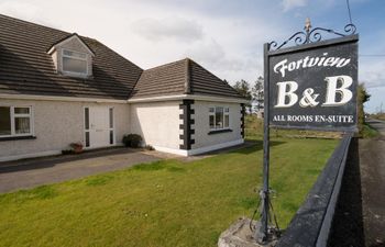 Fort View Holiday Cottage