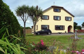 Clover Lawn B&B Holiday Cottage