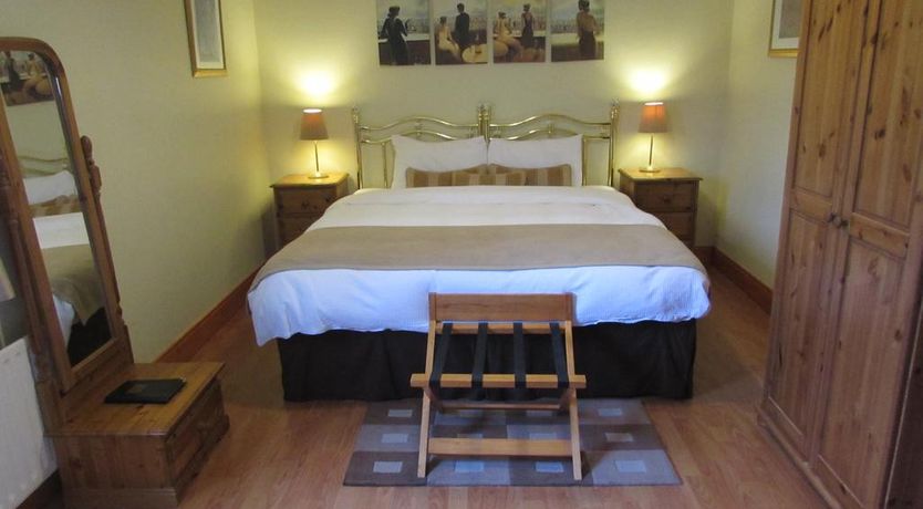 Photo of Dungimmon House