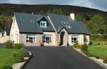 Eas Dun Lodge B&B Holiday Cottage