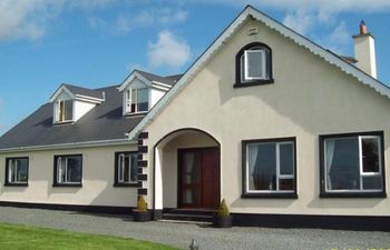 Carrigbyrne Lodge B&B Holiday Cottage