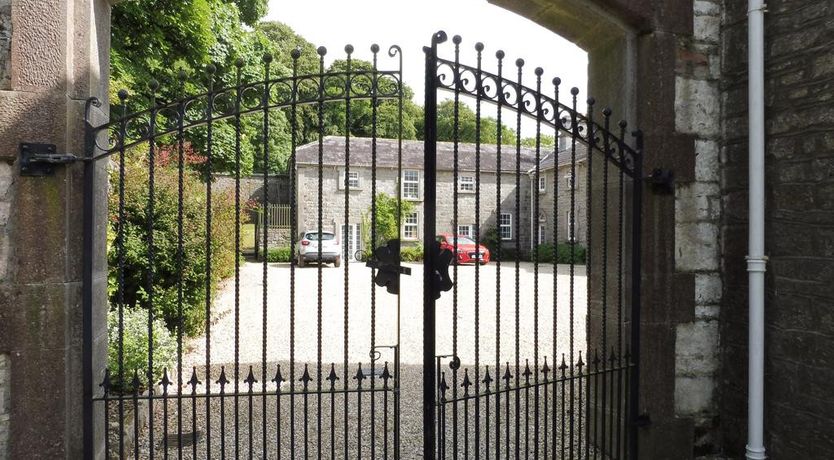 Photo of Ross House Equestrian Centre