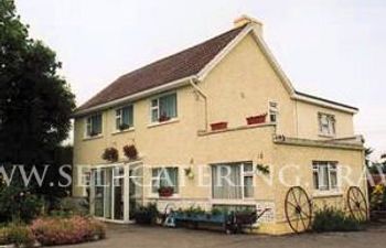 Glebe Farmhouse Holiday Cottage