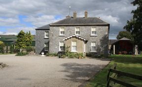 Photo of Moate Lodge B&B