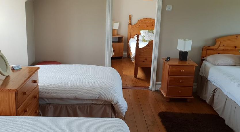 Photo of Dergfield House B&B