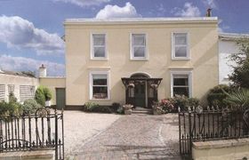 Photo of windsor-lodge
