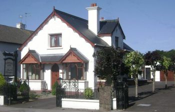 Saint Anthonys Lodge B&B Holiday Cottage