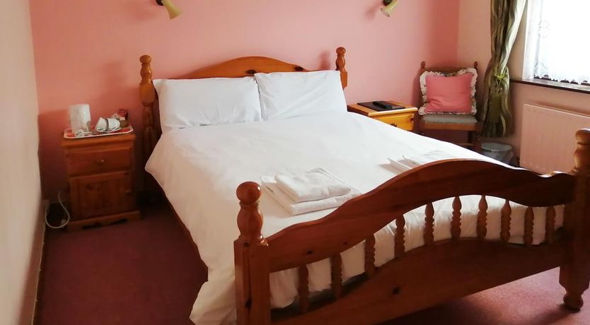 Photo of Russells Bed And Breakfast