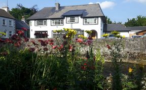 Photo of River Lodge B&B