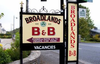 Broadlands B&B Holiday Cottage
