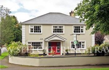 Noraville House Holiday Cottage